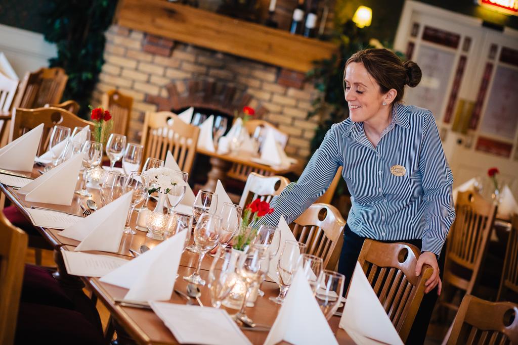 Gleeson'S Restaurant & Rooms روسكومون المظهر الخارجي الصورة