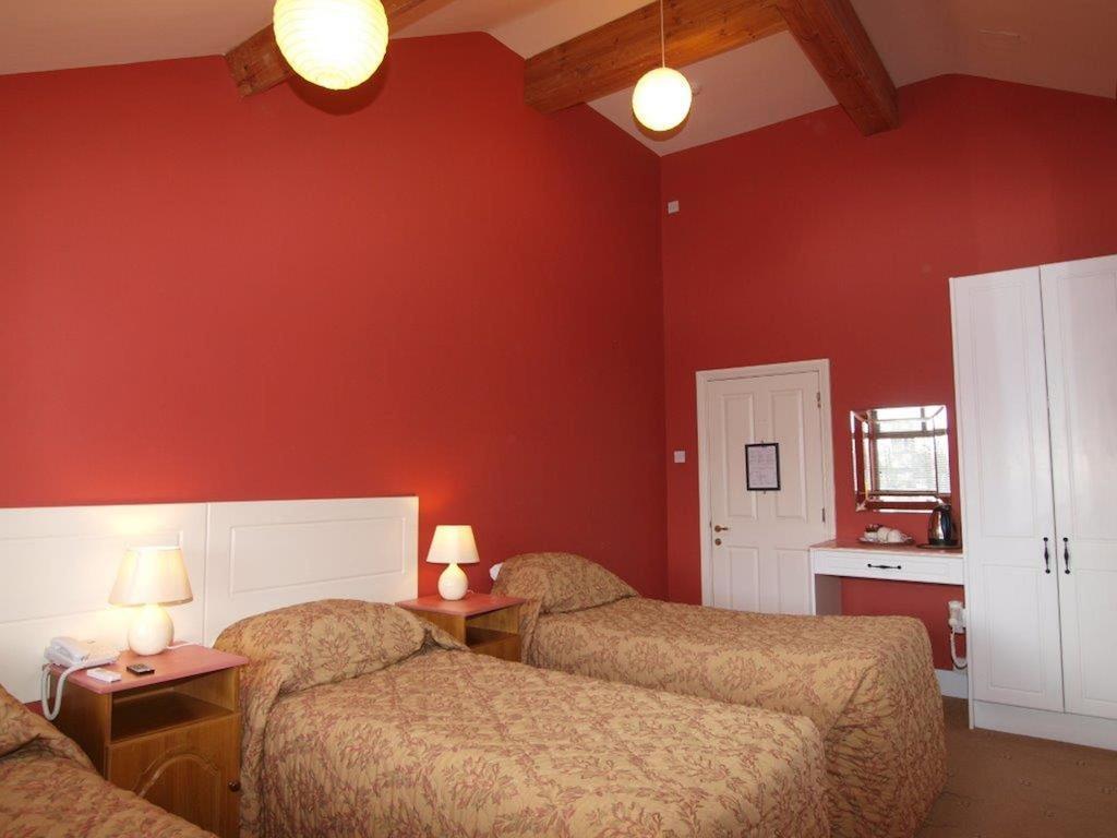 Gleeson'S Restaurant & Rooms روسكومون الغرفة الصورة